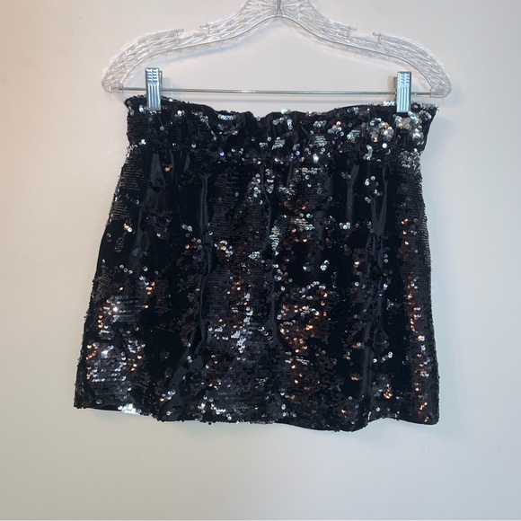 Zara Black and Silver Sequin Mini Skirt M - Picture 2 of 7